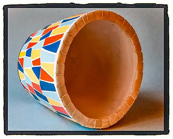 Image 1 of Ceramic vase decorated with modernist trencadís mosaic (Gaudí, Barcelona). Multipurpose mosaic vase.