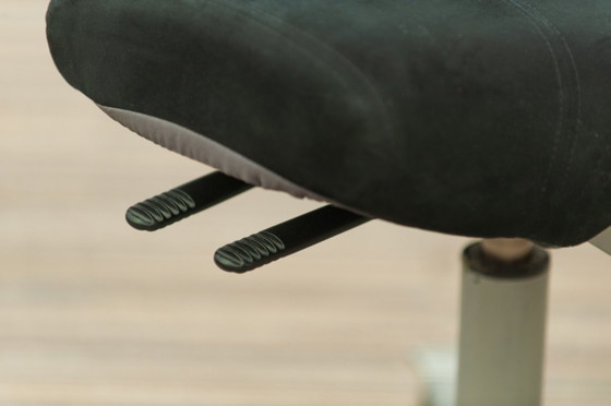 Hag Capsico 8106 Ergonomic Office Chair – Textile, Modern (photo 19 of 23)