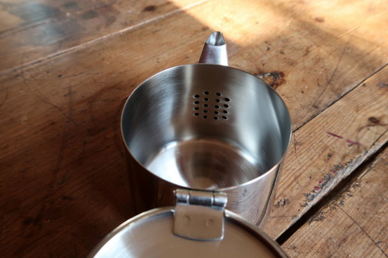 Image 1 of Teiera minimalista in acciaio inox 18/10 con filtro integrato, 2001 - 2C33