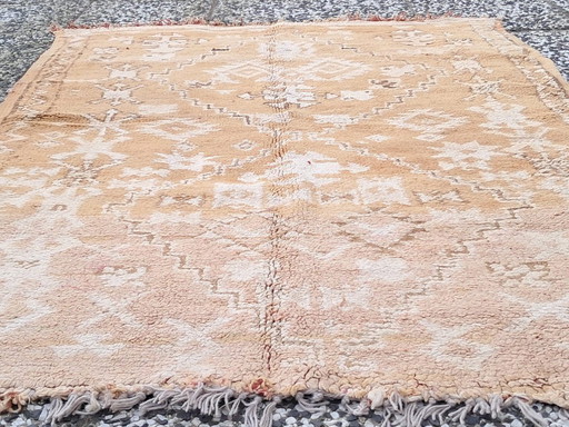 Hand-knotted Berber wool rug 170x115cm