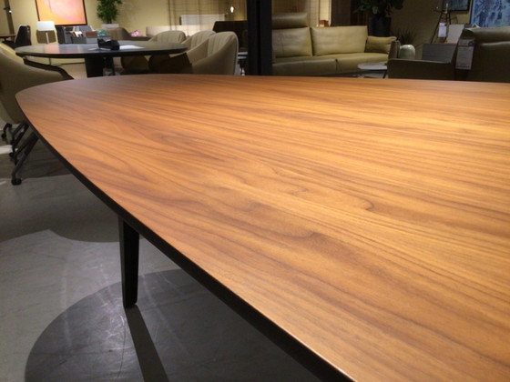 Image 1 of Leolux Bondi dining table - 230x120