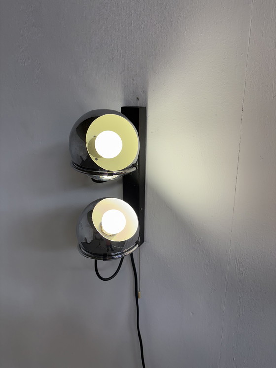 Image 1 of 2 lampes à eau Vintage Chroom Spaceage Eyeball Wandlampen Raak Globe