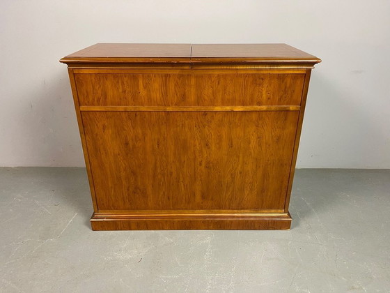 Drexel Heritage Mobile bar / Credenza buffet Campaign anni '70 – Piano scorrevole estensibile. USA, anni (photo 19 of 24)