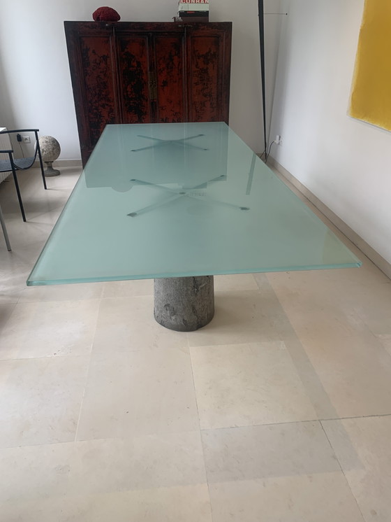 Image 1 of Table design en verre