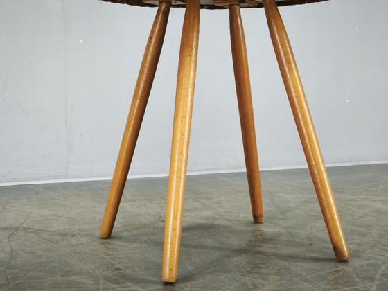 Image 1 of Table d'appoint en rotin et hêtre de Jan Kalous, Tchécoslovaquie, années 1970