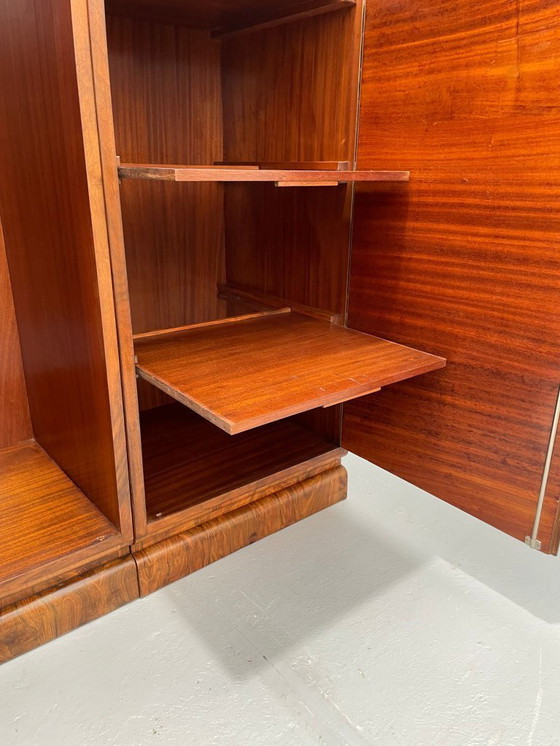 Image 1 of Restaurierter Kleiderschrank aus Nussbaumfurnier mit Art-Déco-Einfluss, 1960er Jahre