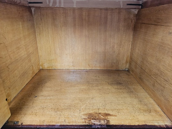 Coppia di comodini in rovere anni '60 con piani in vetro – Wood (photo 17 of 17)