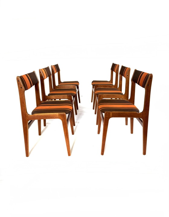 6 Vintage Dining Chairs, Erik Buch ‘60 – Wood, Textile (photo 3 of 15)