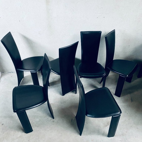 Image 1 of 6 x Schwarze Leder-Esszimmerstühle von Pietro Costantini, italienisches Design, 1980