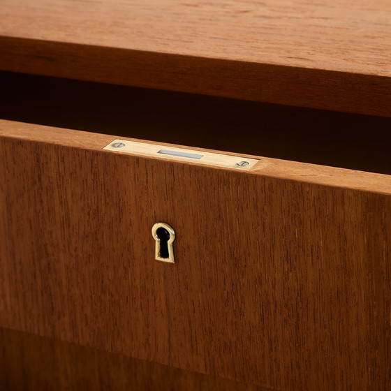 Image 1 of MK10636 Commode en teck restaurée