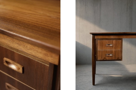 Image 1 of Scrivania vintage in teak stile scandinavo moderno di metà secolo con cassetti, anni '60