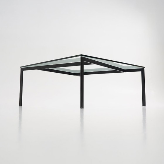 Image 1 of Mesa de centro de vidrio y metal diseñada por Paolo Tilche para Arform, década de 1960.