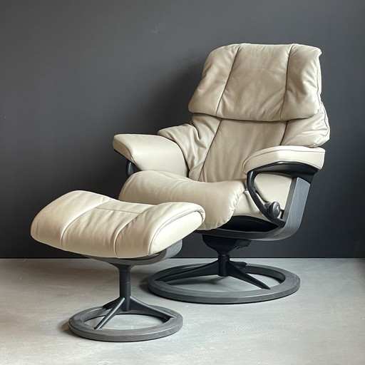 Stressless Reno recliner with footstool