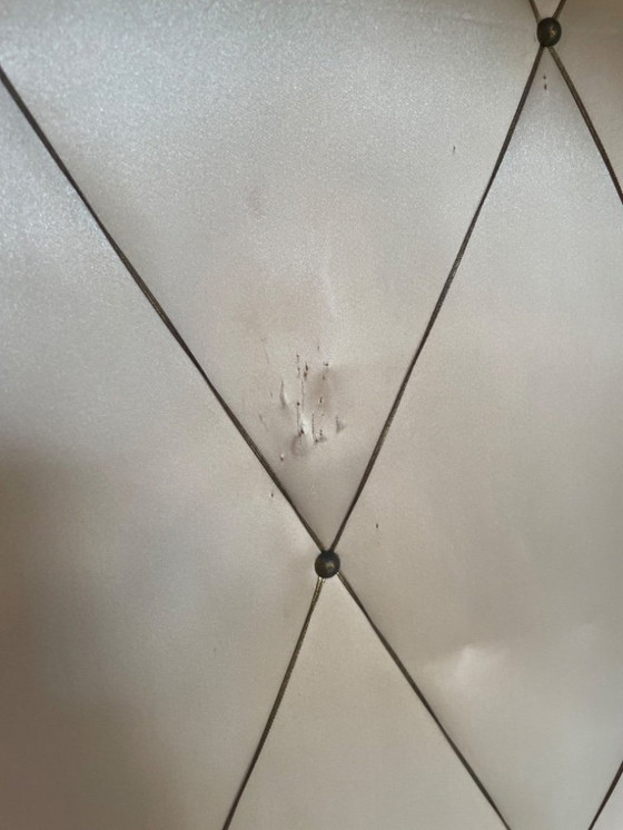 Image 1 of antieke vitrinekast in rocaille-stijl