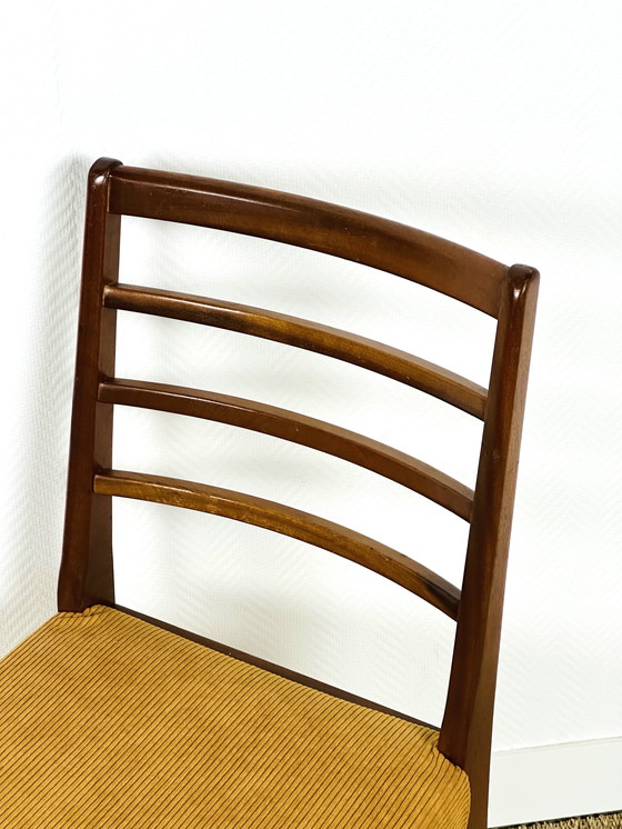 Image 1 of 3 Skandinavische Stühle aus Teakholz 1960