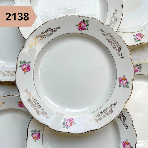 Piatto piano vintage in maiolica floreale, venduto singolarmente – Stoviglie, Retro (photo 10 of 20)