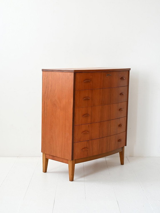 Image 1 of Skandinavische Teakholzkommode mit Muschelgriffen, 1950er