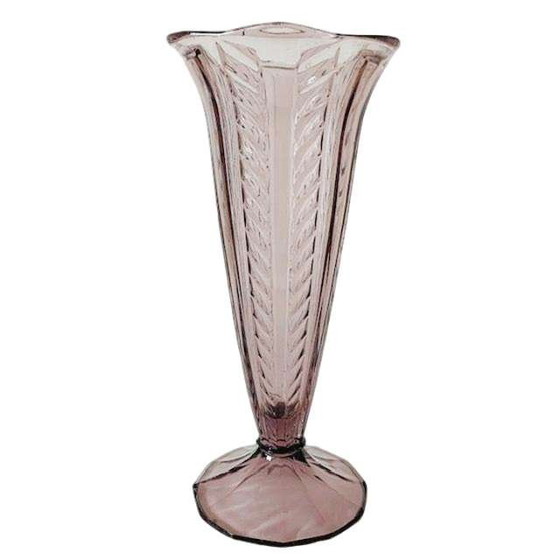Image 1 of Artdeco hohe Vase lila Glas 1930s