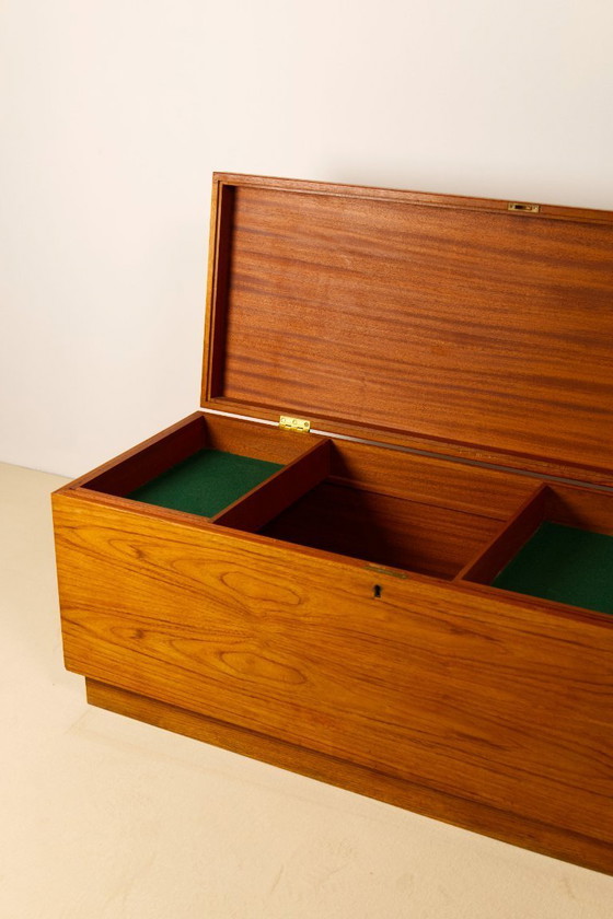 Image 1 of Baúl cofre para mantas de teca de mediados de siglo de Riis Antonsen, Aabenraa Dinamarca, años 60