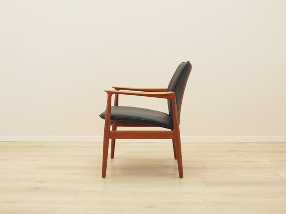 Fauteuil lounge de Grete Jalk, cadre en teck massif, revêtement en cuir noir, Danemark, années 1970 – Bois (photo 4 of 15)
