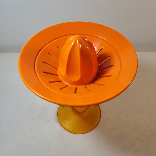 Alessi Mandarin citrus juicer