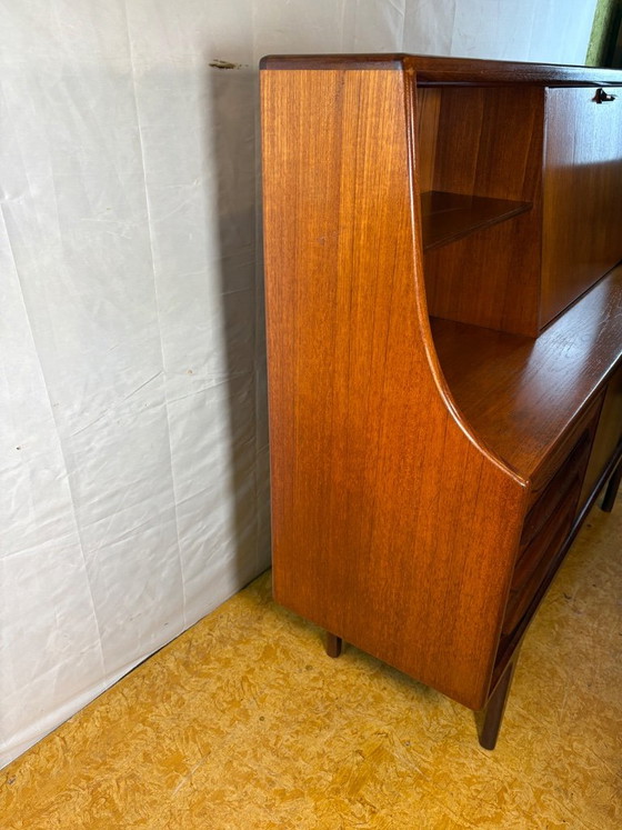 Vintage A. Younger “Sequence” Teak Highboard | Jaren 60 | Ontworpen door John Herbert Een werkelijk (photo 11 of 12)