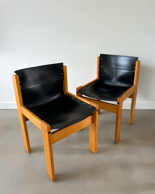 4 sillas Ibisco Italia 1970 Cuero negro y madera