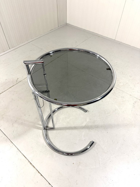 Eileen Gray Tavolino regolabile E1027 Vereinigte Werkstätten – Vereinigte Werkstatten, Tavolini, Chrome (photo 14 of 16)