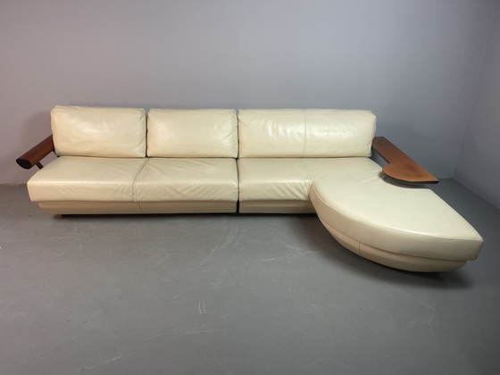 Divano paesaggistico Frighetto in pelle crema italiana con chaise longue e tavolo, Italia, anni '80-'90 (photo 8 of 15)