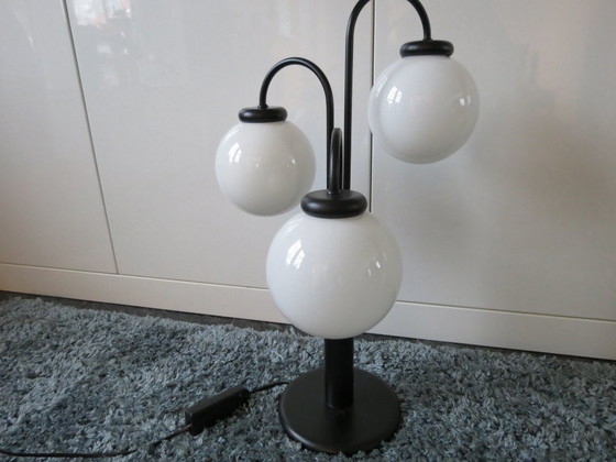 Image 1 of lampada da tavolo retrò bianca e nera con 3 sfere di vetro