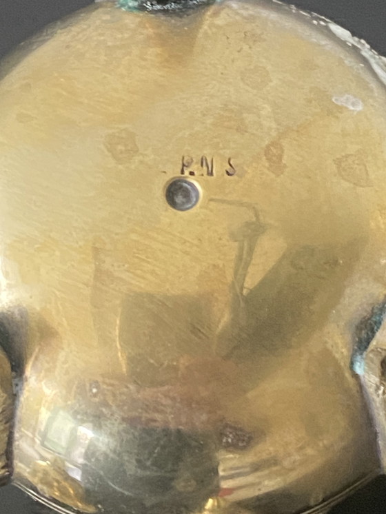 Image 1 of Duo of vintage salt and pepper shakers in silver-plated brass, early 20th century. English provenance