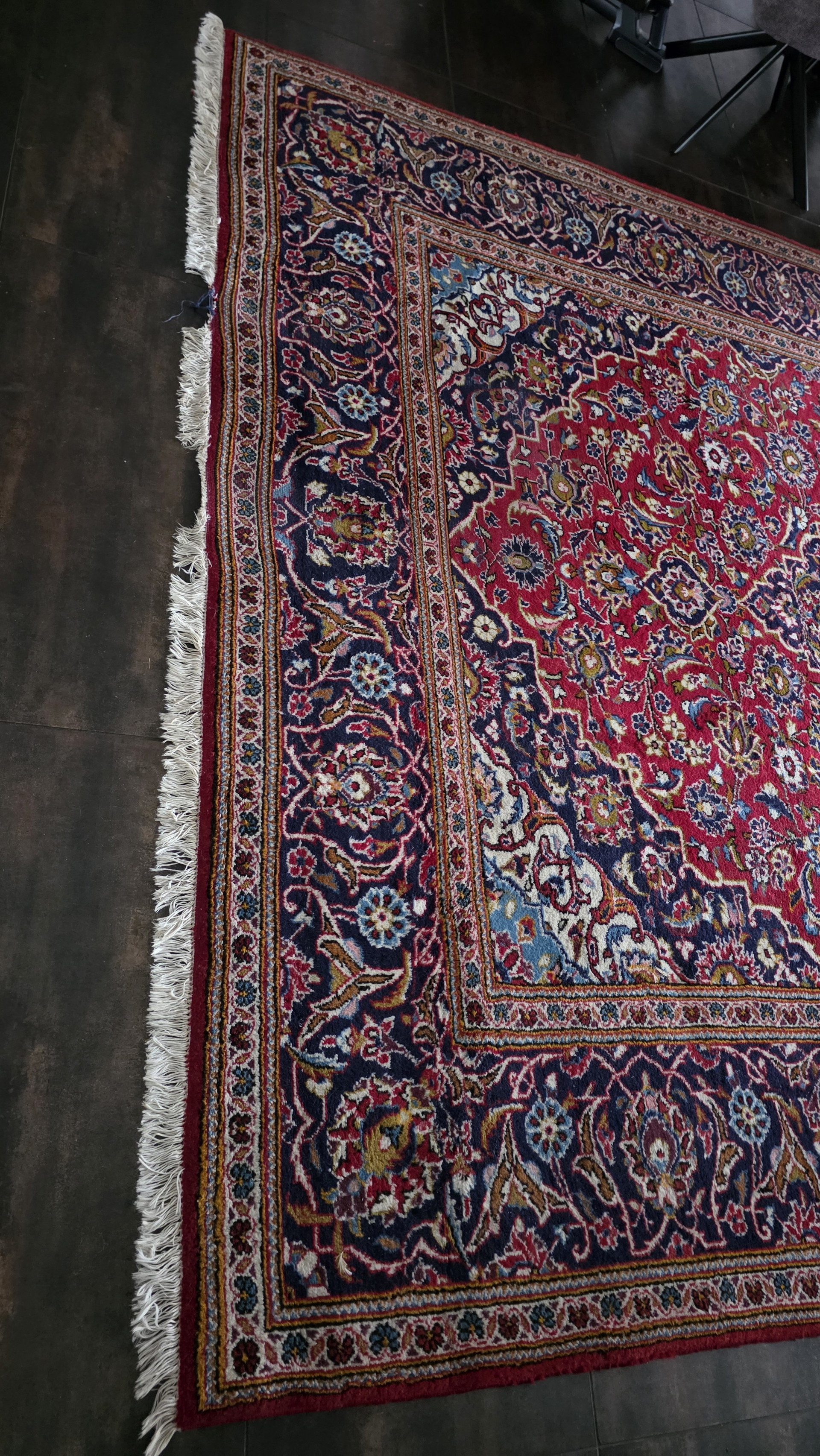 Hand-knotted Persian Keshan carpet – 250 × 345 cm – wool on cotton