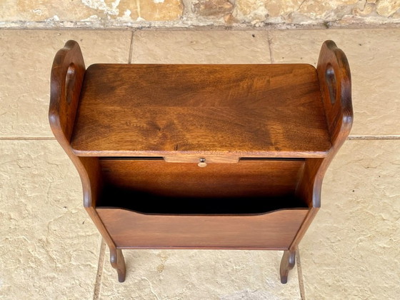 Tavolino laterale vintage di metà secolo con portariviste, anni '60 – Tavolini, Wood (photo 4 of 24)