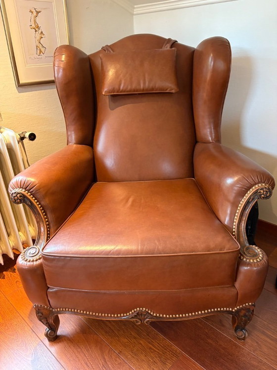 Image 1 of Antieke, Recent opgemaakt English Chesterfield Oorfautuil