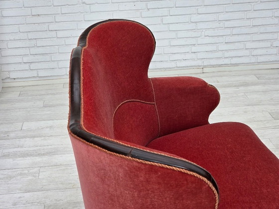 Image 1 of Divano danese a 2 posti, anni '50, velluto rosa salmone, legno di frassino.
