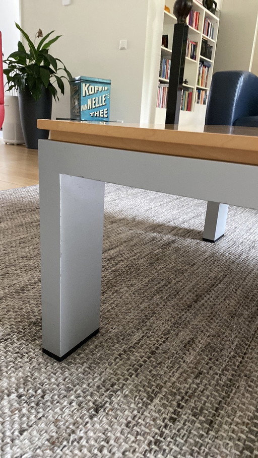 Arco Graphic salontafel; heeft wat TLC nodig