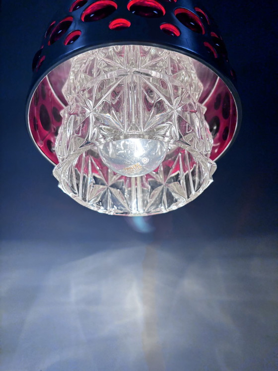 Lampada a sospensione originale Richard Essig Space Age (anni '70) in cromo e rosso rubino (photo 3 of 11)
