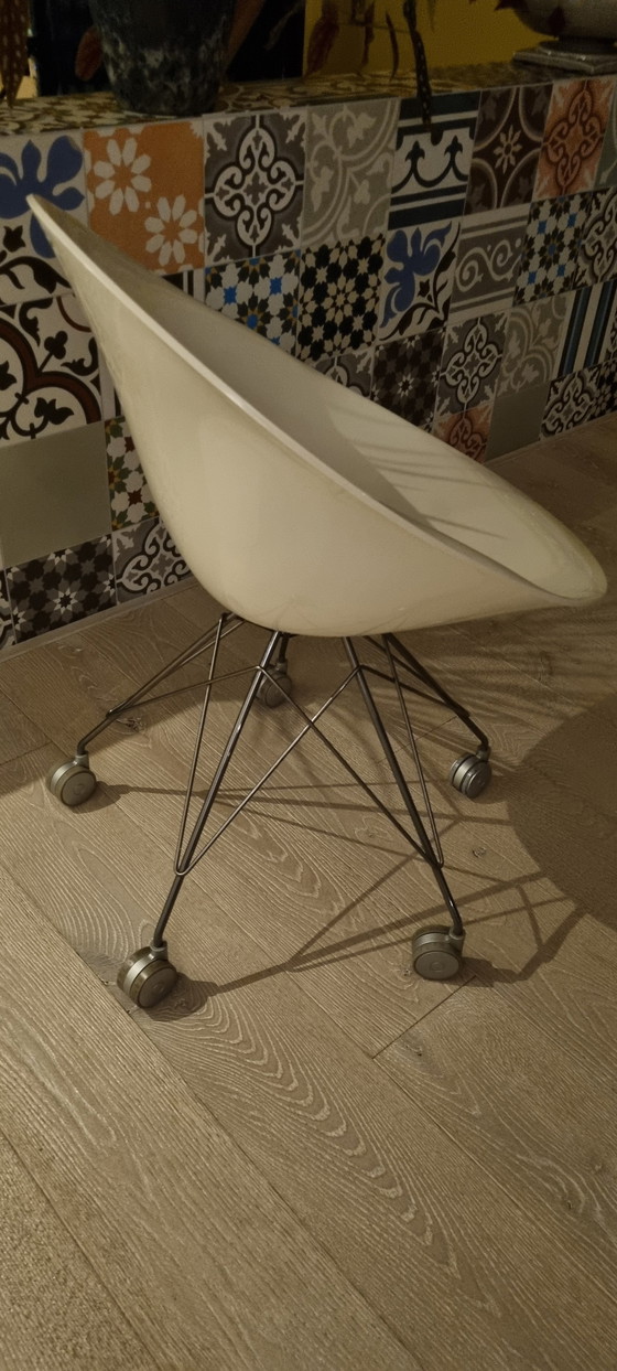 Image 1 of Kartell EroS de 5 patas / Eifel con ruedas, blanco