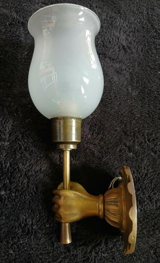 BEAUTIFUL HAND-SHAPED WALL LIGHT, TORCH, GILDED BRONZE
