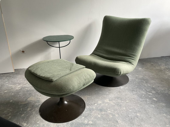 Image 1 of Artifort Sessel und Fußhocker / Geoffrey D'Harcourt