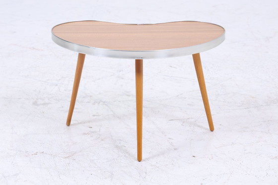 Image 1 of Vintage niervormige tafel | Mid Century bloementafel | Bijzettafels jaren 60 #07-39