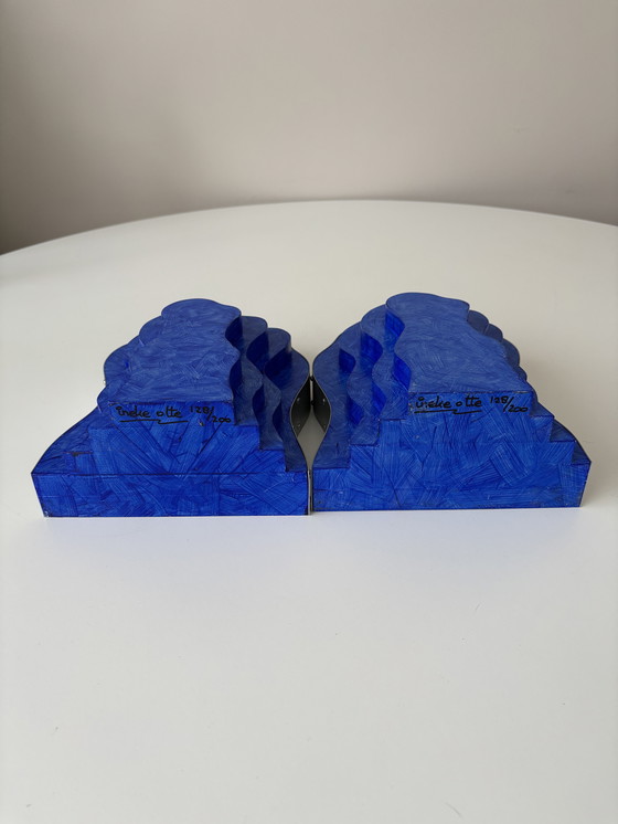 Image 1 of Boekensteunen “blue clouds” Ineke Otten Dutch design 