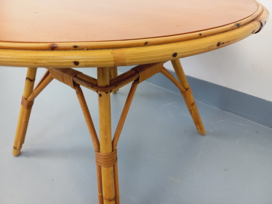 Image 1 of Vintage 1960s round coffee table in rattan and wood