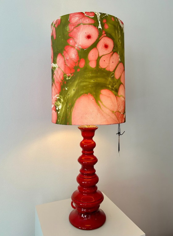 Image 1 of Vintage lampvoet in pagodestijl, ontwerp uit het midden van de 20e eeuw. Glazuurkleur: felrood.