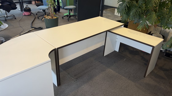 Image 1 of Dreiteiliger Schreibtisch