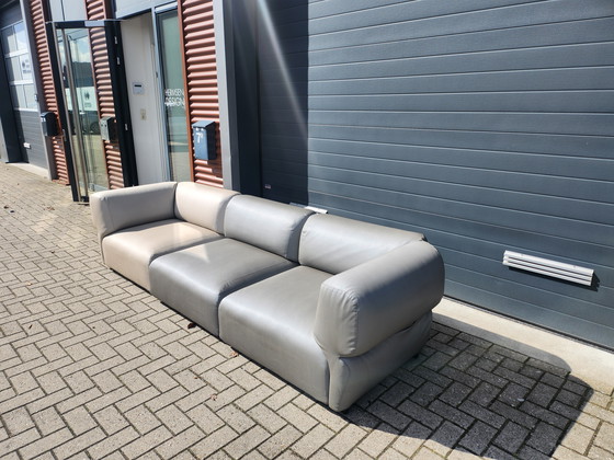 Image 1 of Divano da esterno Butterfly di B&B Italia, disegnato da Patricia Urquiola