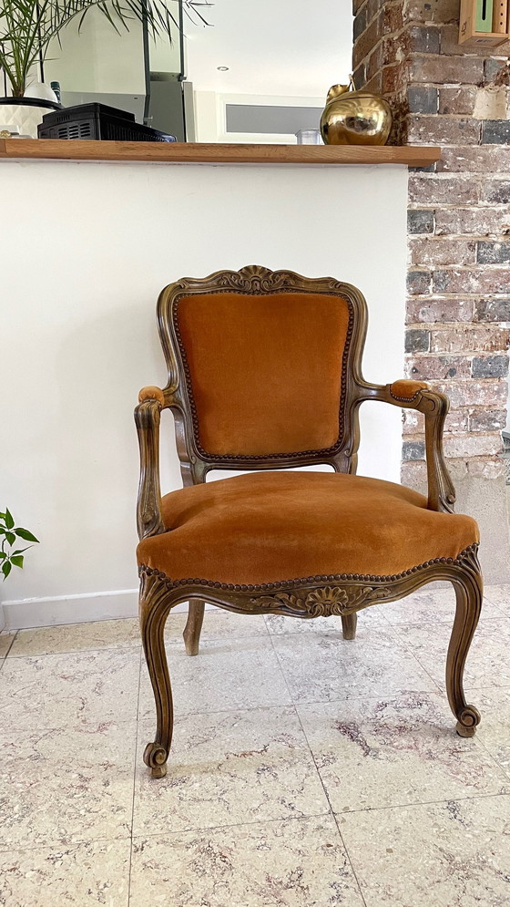 Image 1 of Fauteuil Cabriolet Velours Curry Vintage Frankrijk