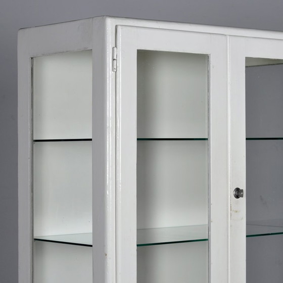 Image 1 of Armoire à pharmacie en bois, années 1950