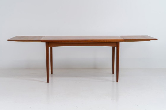 Image 1 of Extendable dining table by Skøvby Møbelfabrik (Denmark, 1960s).