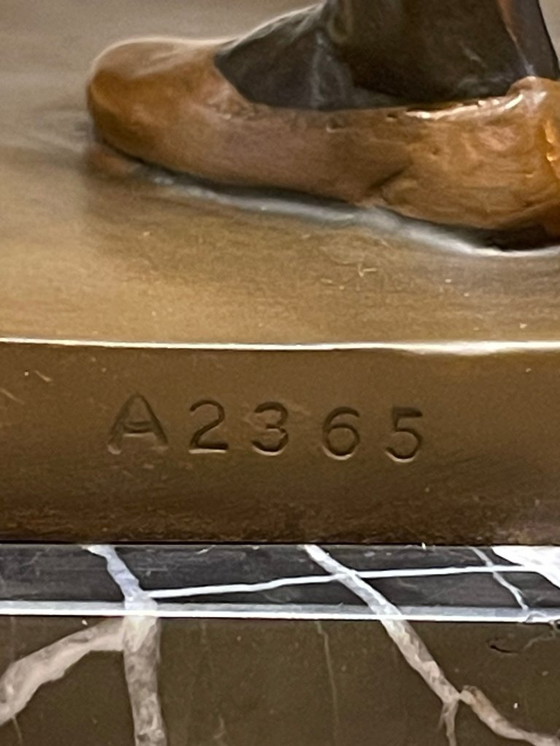 Image 1 of After Edgar Degas – Grande sculpture en bronze polychrome – Danseuse – Socle marbre – 38 cm - 5,4kg